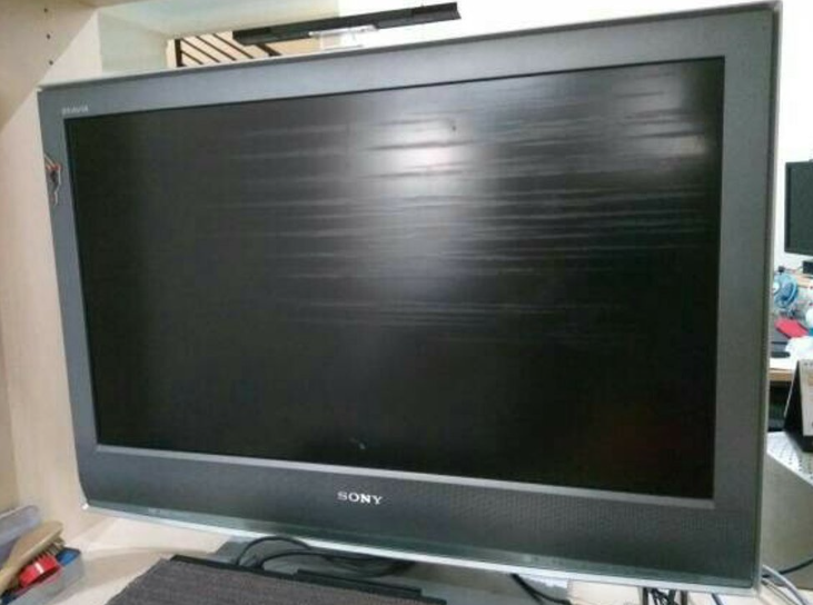 TV LCD Layar Gelap Suara Ada