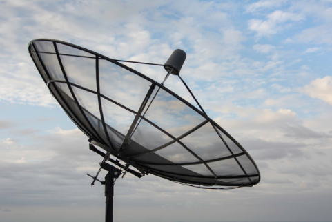 Cara Memperbaiki Receiver Parabola