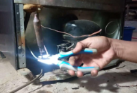 Panduan Cara Flushing Pipa Kapiler Kulkas
