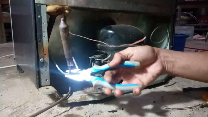 Panduan Cara Flushing Pipa Kapiler Kulkas