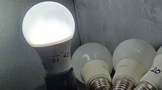 Penyebab Lampu LED Berkedip