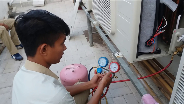Kapan Harus Tambah Freon AC