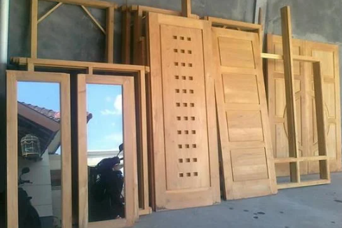Harga Borongan Membuat Kusen Kayu